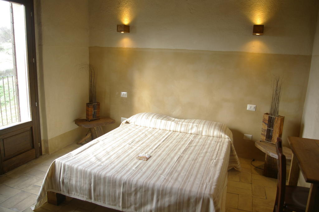 B&B Casale Di Poggioferro スカンサーノ 部屋 写真